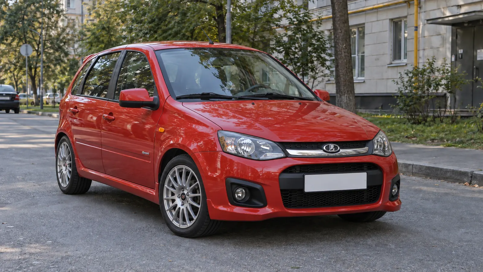 Продать красную Ладу Калину Sport 2014 года в Воронеже